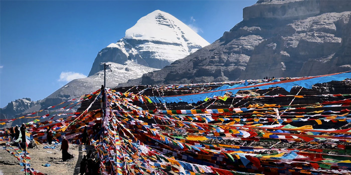 saga-festival-tour-and-kailash-trek-700