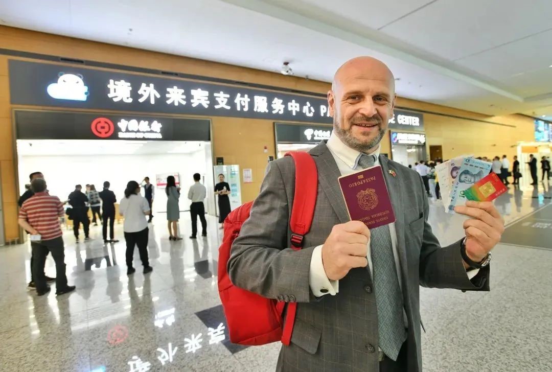 VmShell Empowers China's Expanded 144-Hour Visa-Free Transit