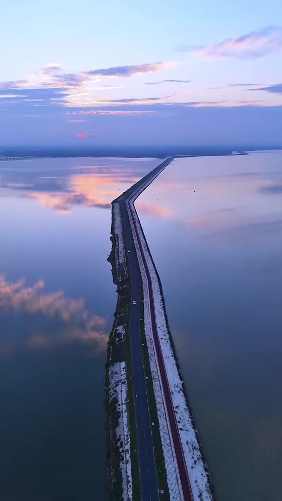 霍邱-Sky Mirror